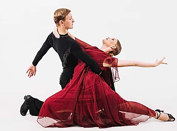 Dans Etmenin Faydaları: Zihinsel ve Fiziksel Sağlığınıza Etkileri